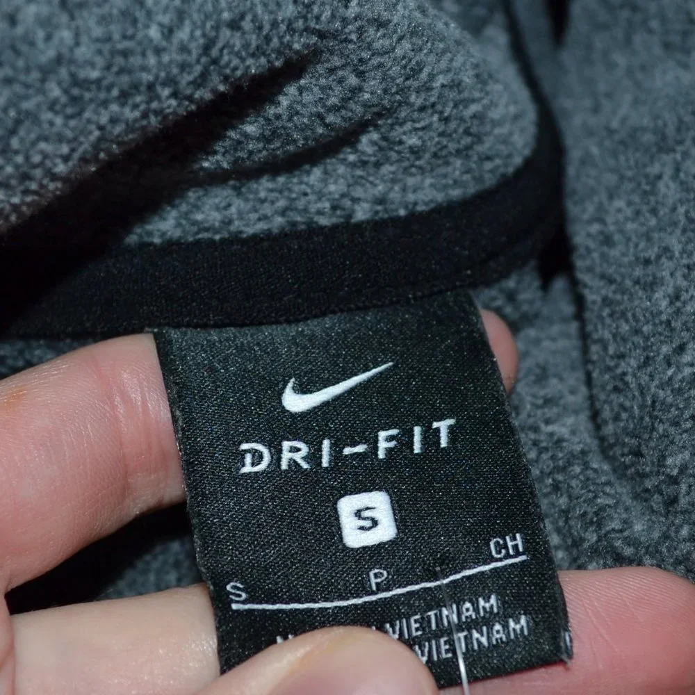 NWT Nike Therma Women's Tunic Training Fleece Cowlneck Pullover Charcoal Size S